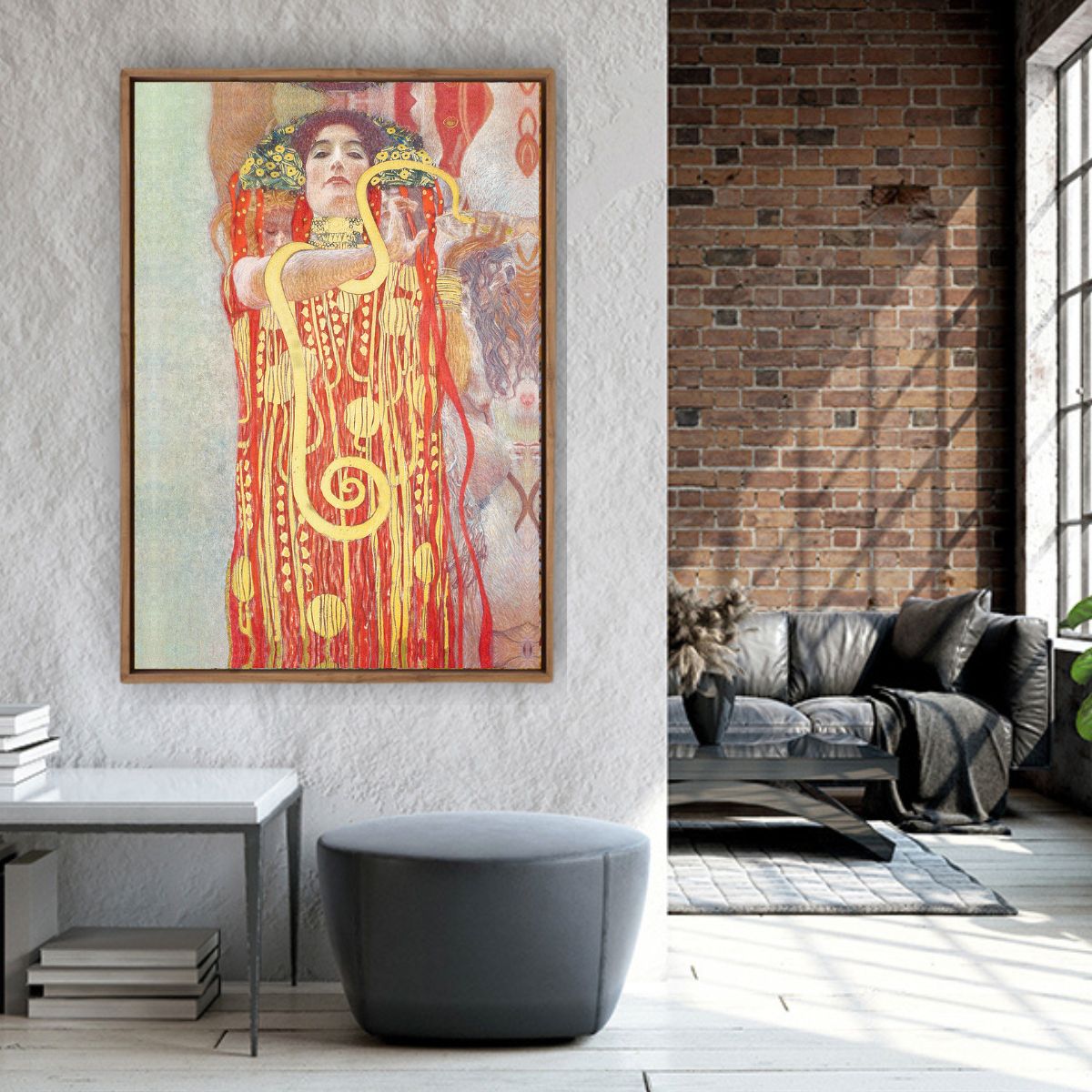 How to Style a Gallery Wall in Your Living Room